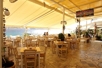 Madares Hotel,Near Finikas Beach,2 star