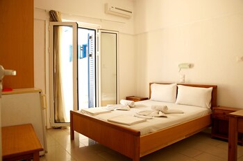 Madares Hotel,Near Finikas Beach,2 star