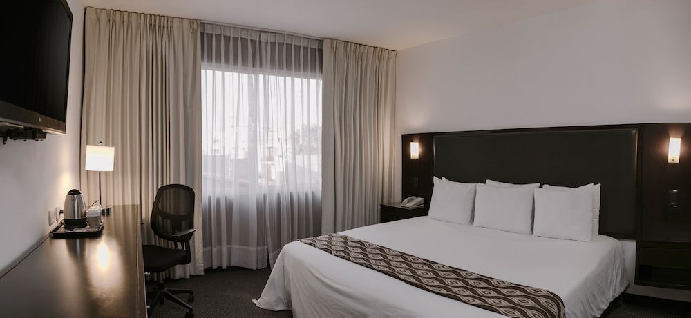 wyndham costa del sol trujillo