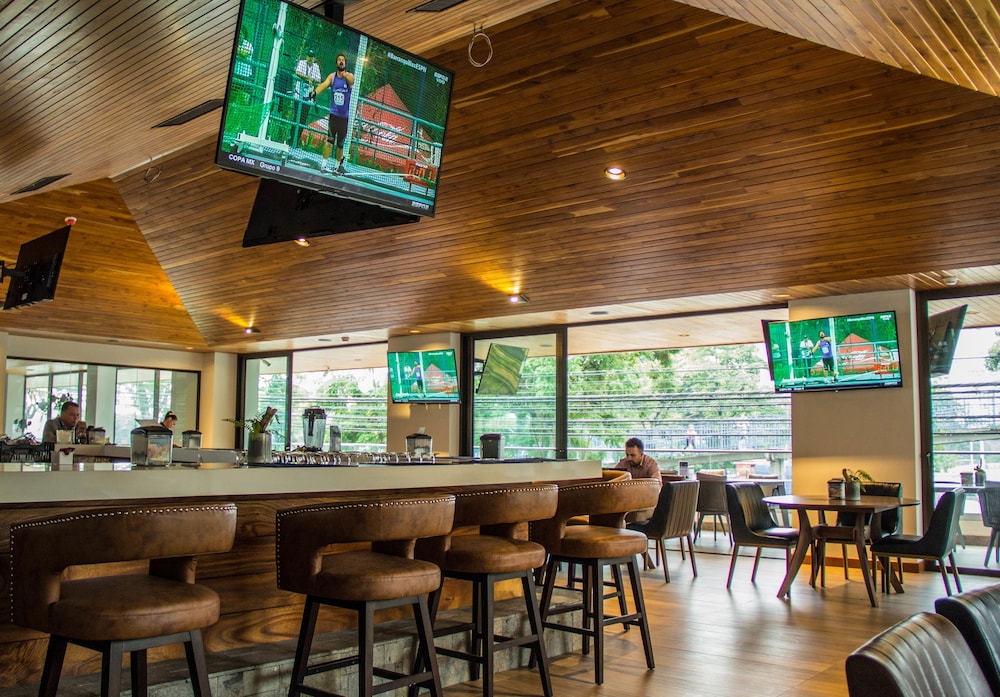 costa rica tennis club and hotel