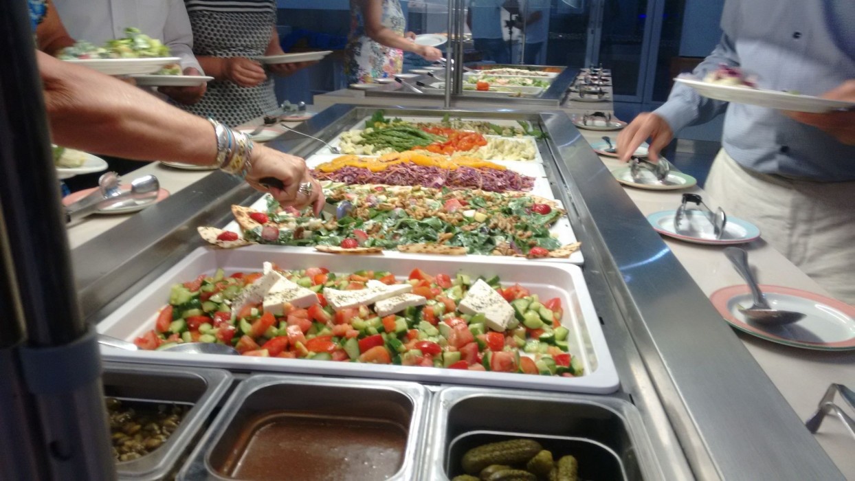 vrissaki beach hotel