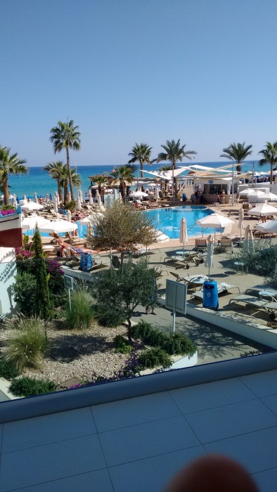 vrissaki beach hotel