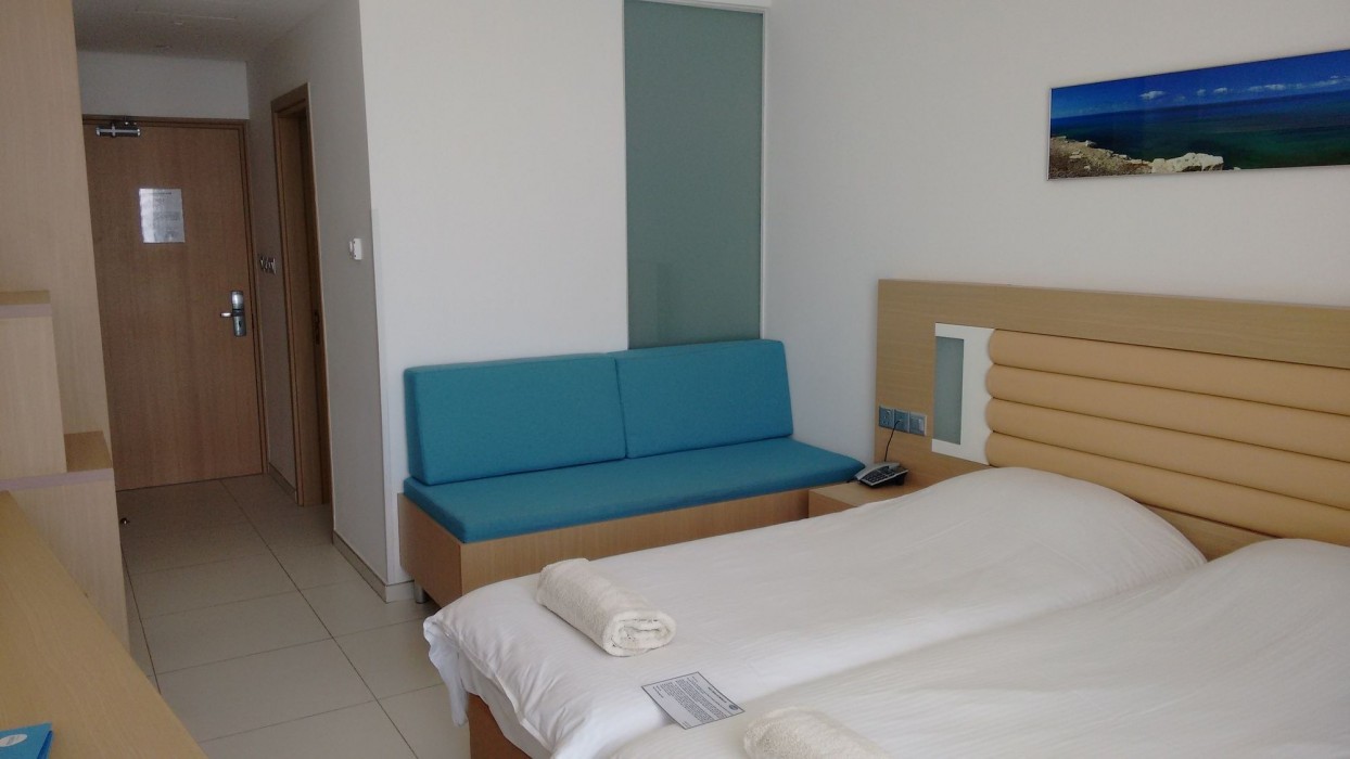 vrissaki beach hotel