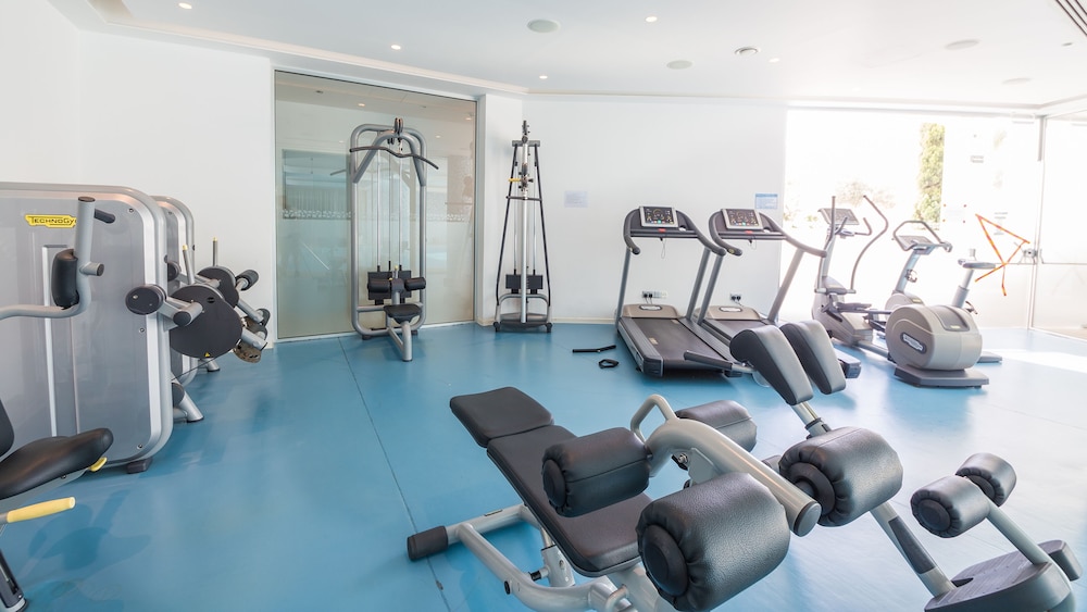 vrissaki beach hotel