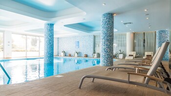 vrissaki beach hotel