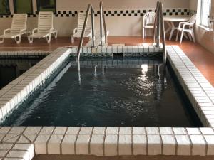 country inn and suites by radisson topeka west ks