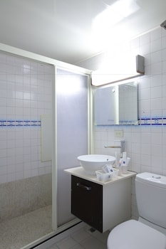 chiayi crown hotel