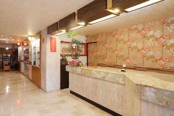 chiayi crown hotel