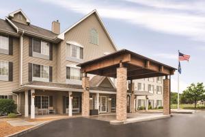Country Inn & Suites By Radisson, West Bend, Wi,Milwaukee>>Cedarburg,3 star
