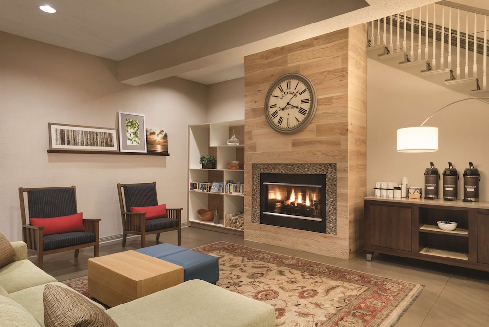 country inn and suites by radisson west bend wi