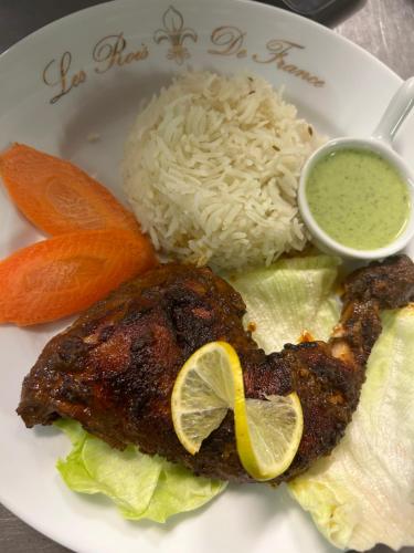 Contact Hotel De France Contres-Beauval-Cheverny,Khajjiar,3 star