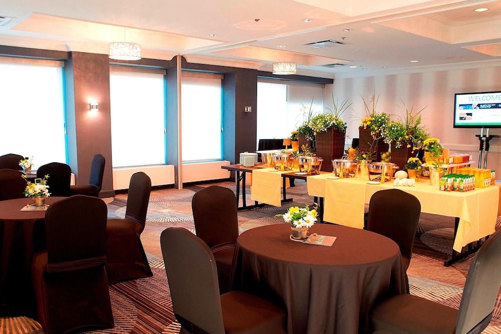 courtyard by marriott downtown toronto