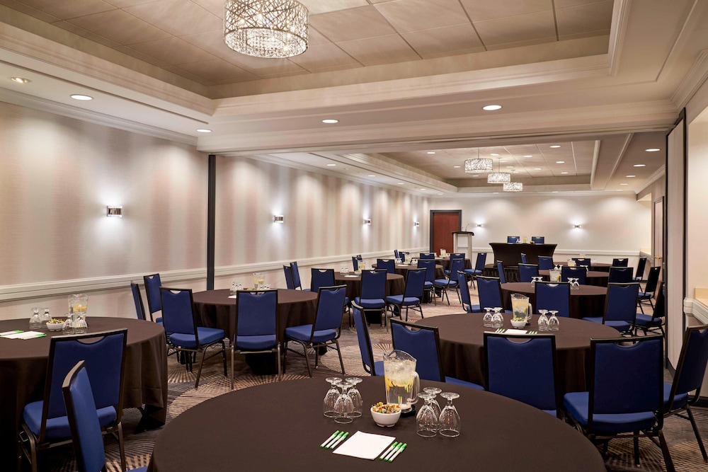 courtyard by marriott downtown toronto