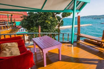 rimtalay resort koh si chang