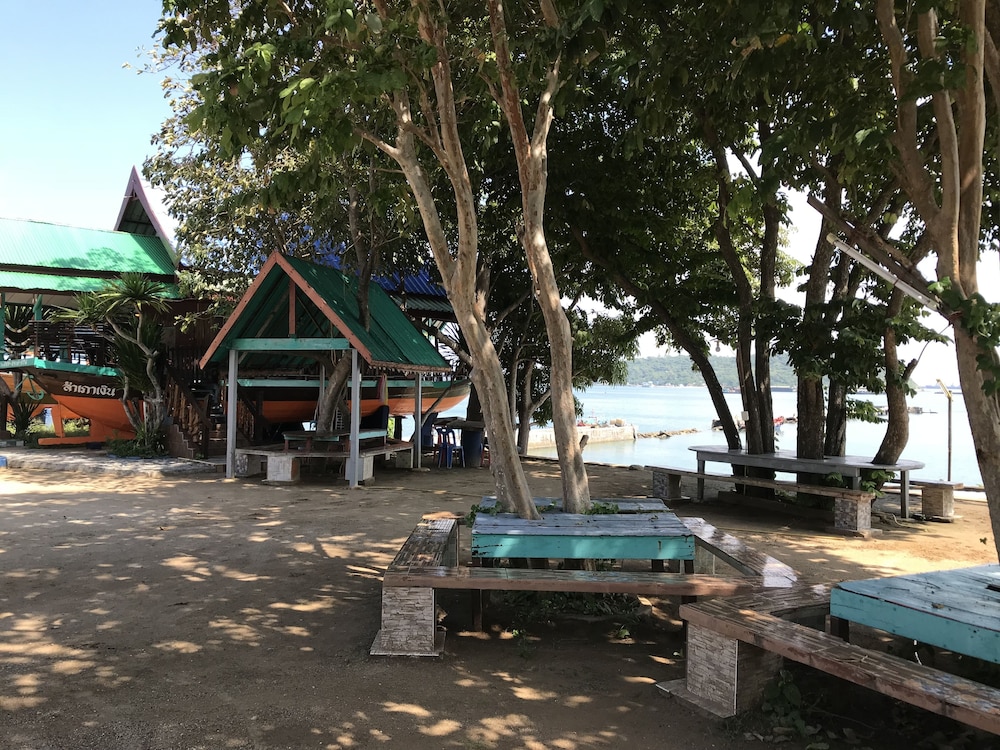 rimtalay resort koh si chang