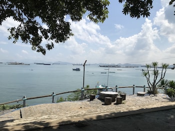 rimtalay resort koh si chang