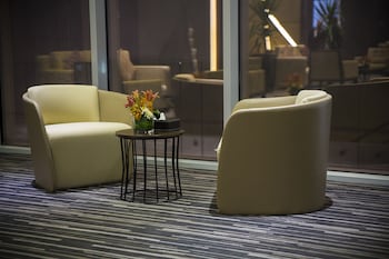 executives hotel kafd