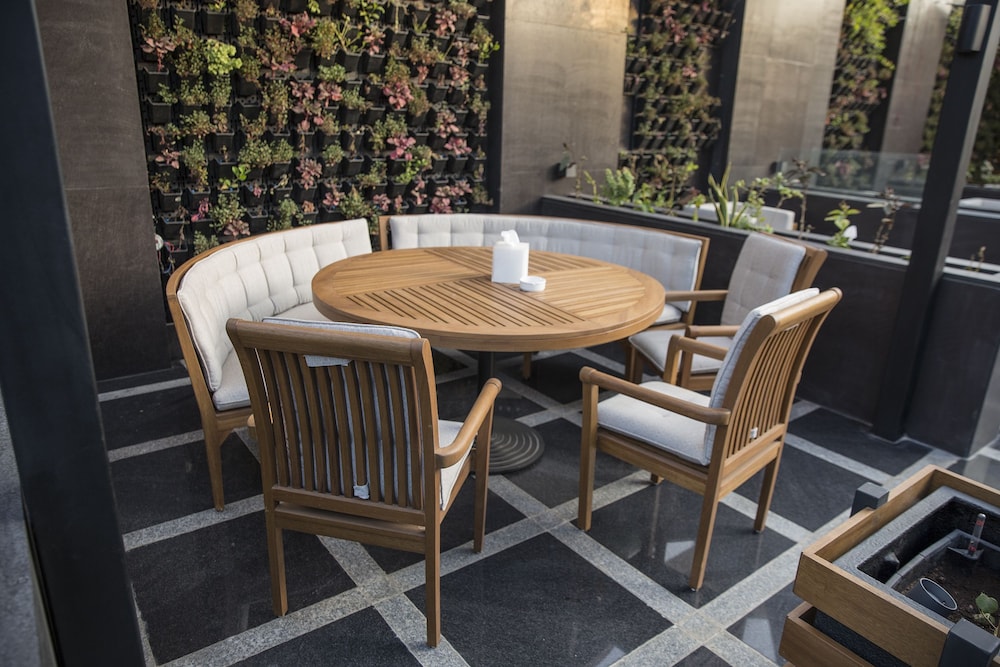 executives hotel kafd