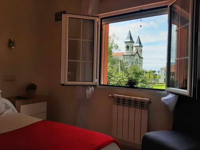 hotel alvaro