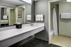 courtyard by marriott cleveland westlake