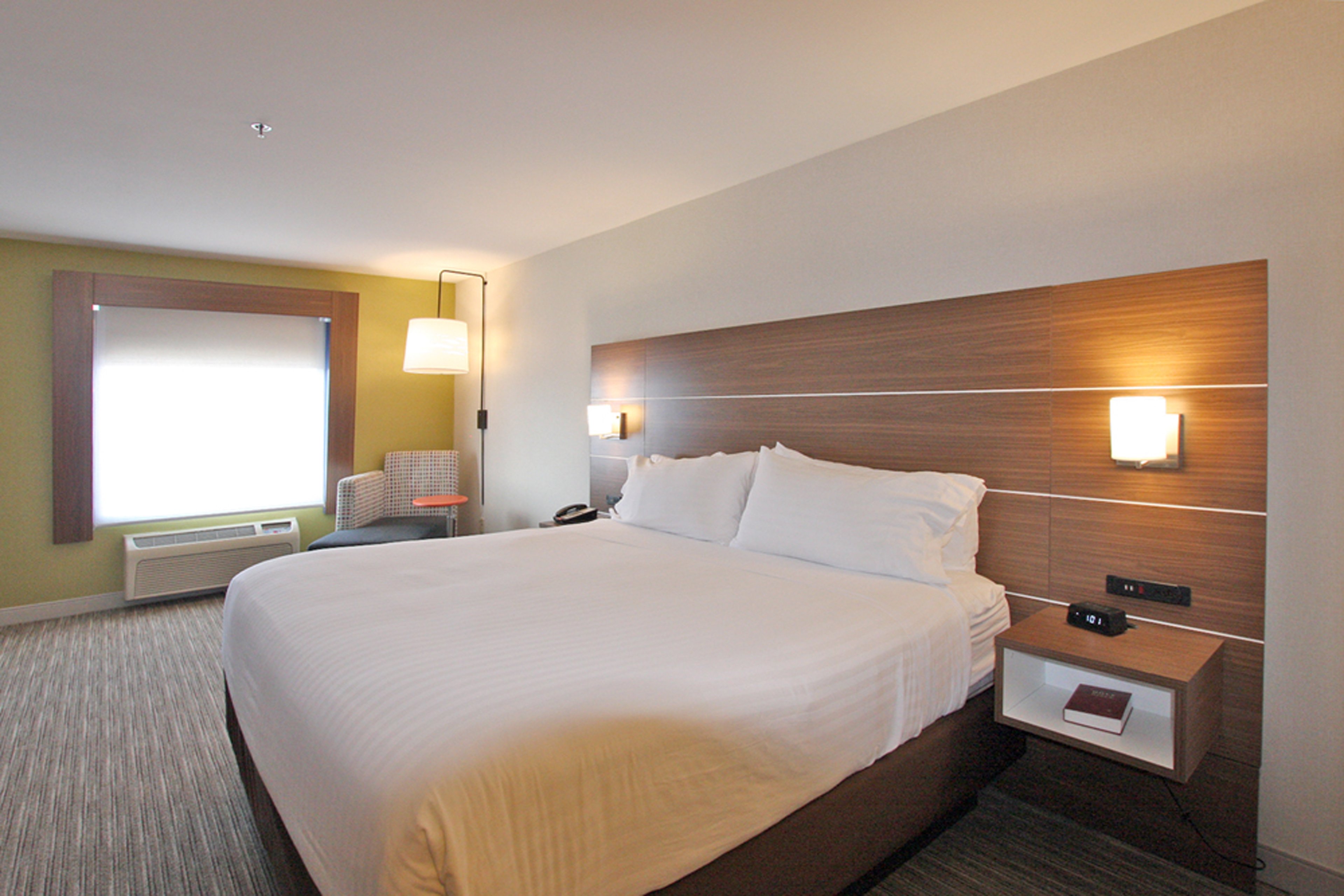 holiday inn express branford new haven by ihg
