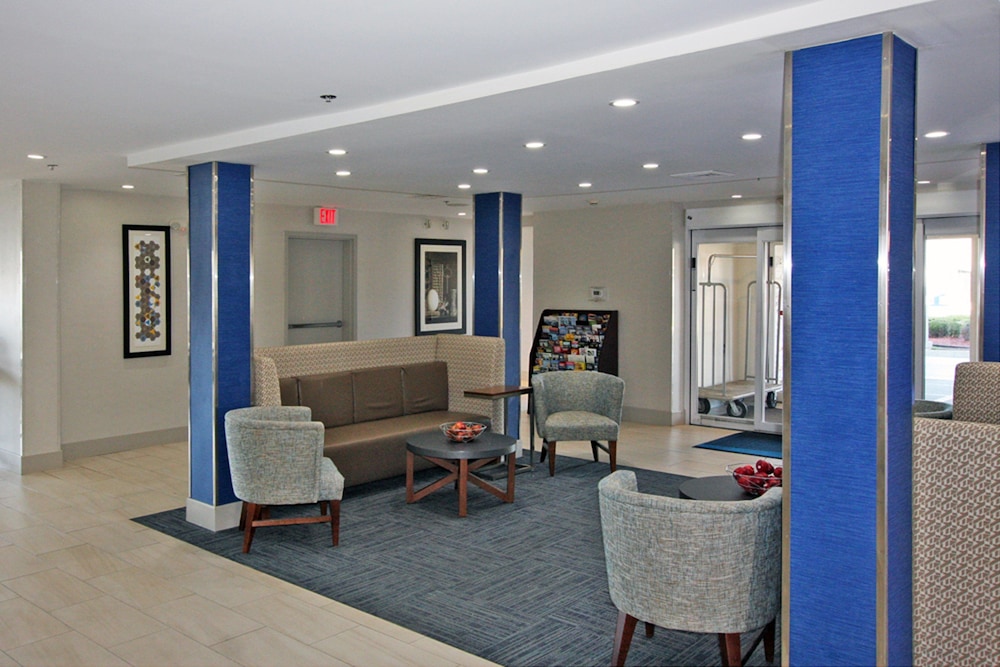 holiday inn express branford new haven by ihg