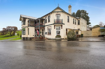 bischoff hotel