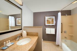 courtyard by marriott san antonio seaworld lackland