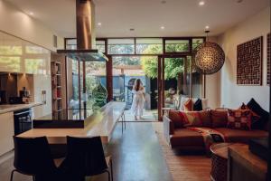 Sticky Rice Villas,Adelaide Hills>>Adelaide,4.5 star