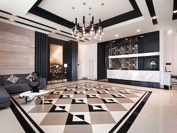 summit hotel magnolia