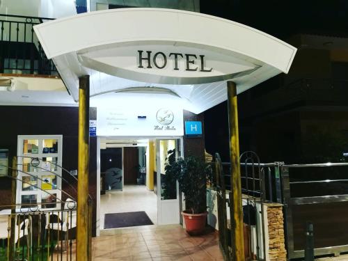 hotel alaska