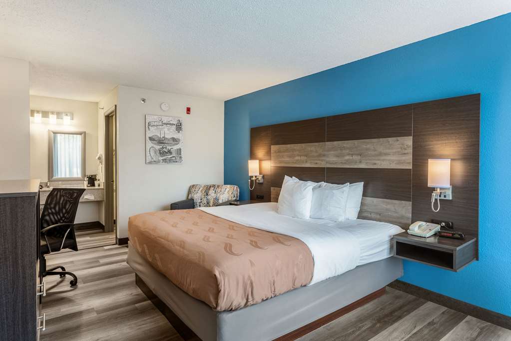 quality inn branson on the strip