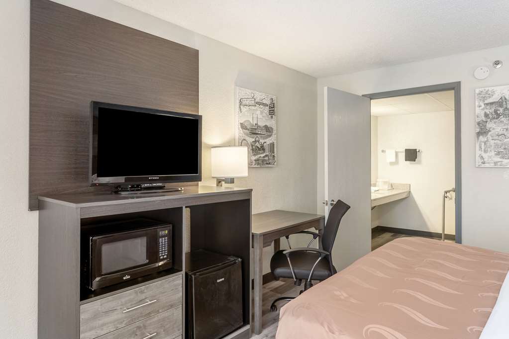 quality inn branson on the strip