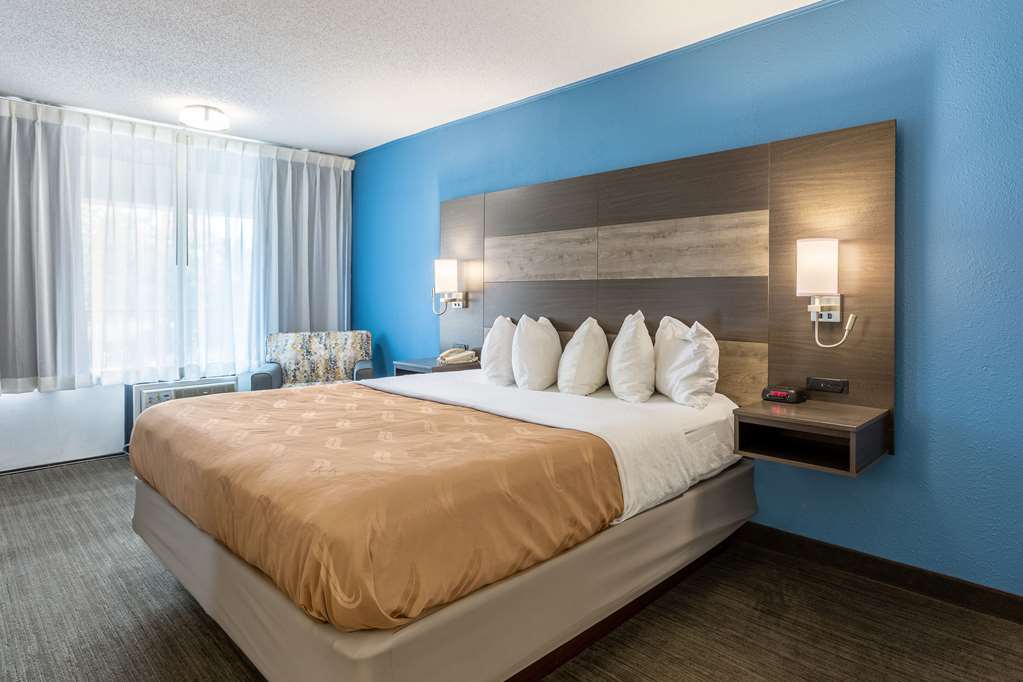 quality inn branson on the strip