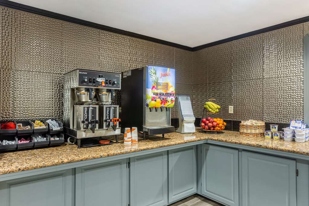 quality inn branson on the strip