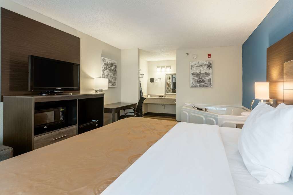 quality inn branson on the strip