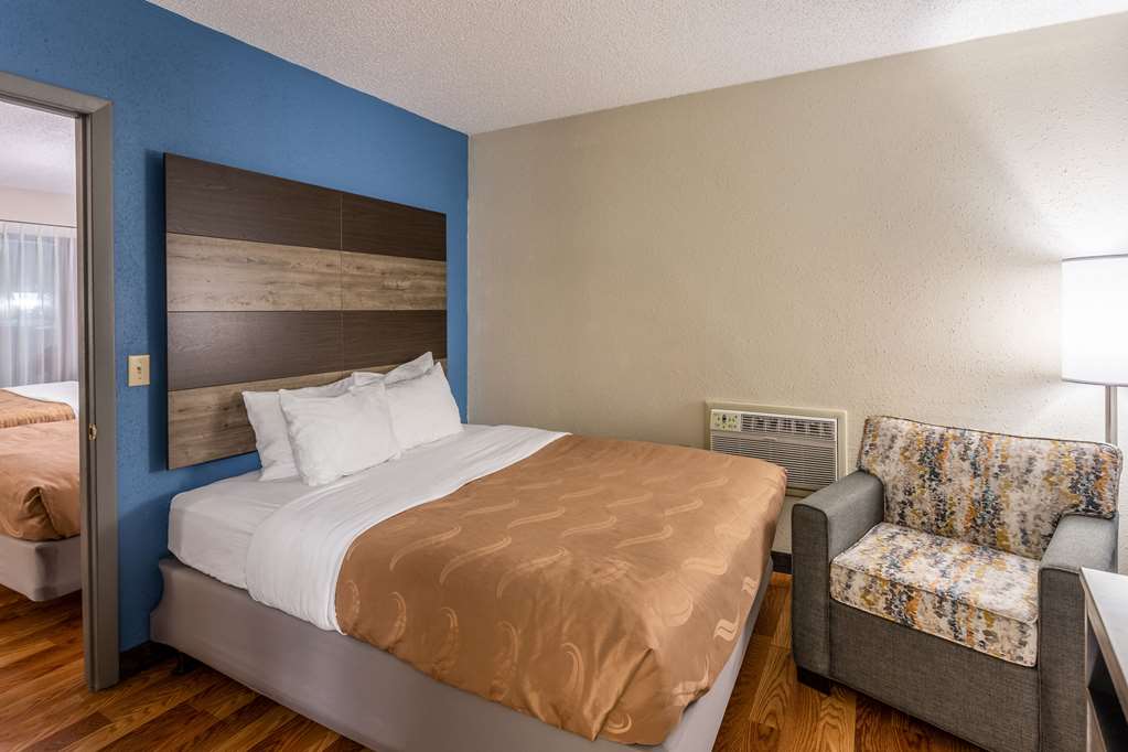 quality inn branson on the strip