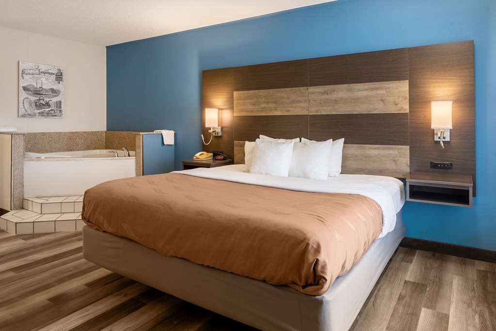 quality inn branson on the strip