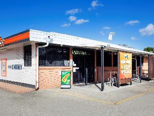 Upper Ross Hotel,Cluden>>Brookhill,3 star