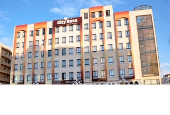 city rose hotel suites