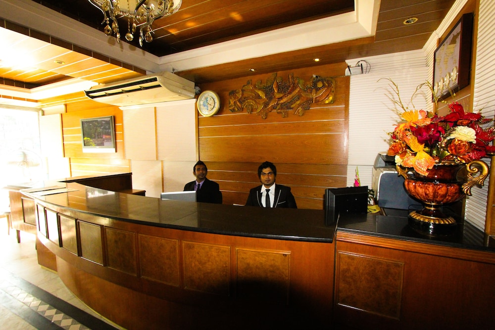 sea shell hotel and restaurant