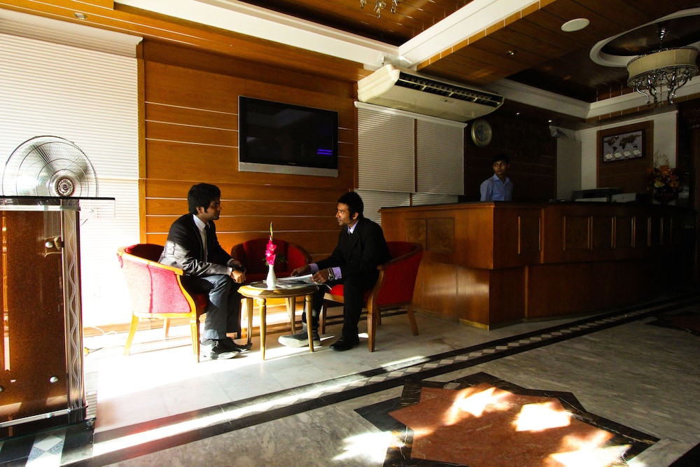 sea shell hotel and restaurant