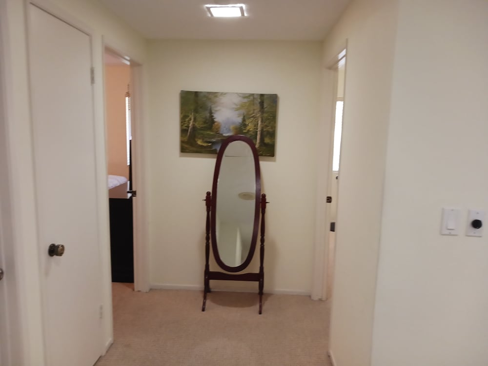 bed and breakfast in hollywood hills