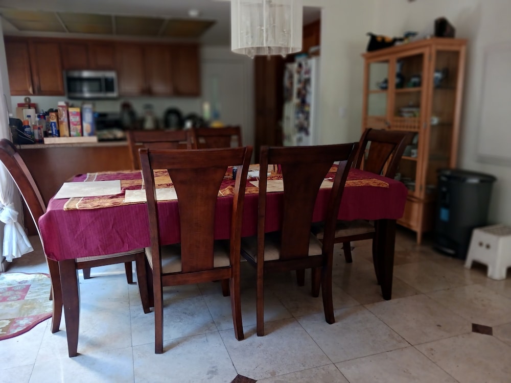 bed and breakfast in hollywood hills