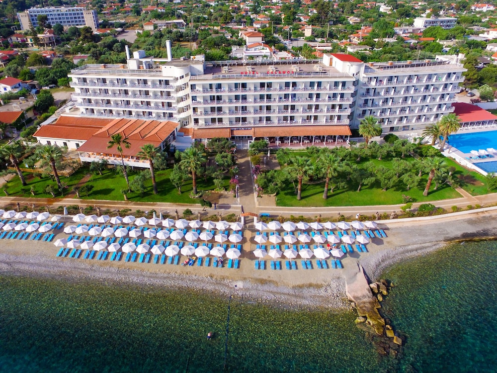 calamos beach family club hotel