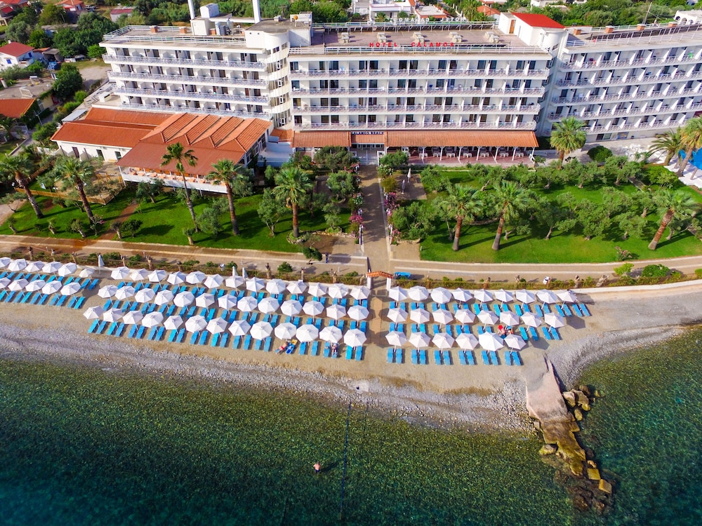calamos beach family club hotel