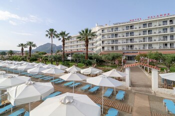 calamos beach family club hotel
