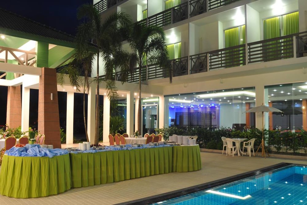 the flora may resort