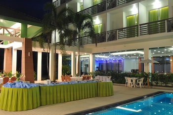 The Flora May Resort,Mueang Songkhla>>Hat Yai,3 star