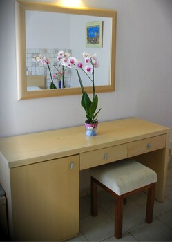 hotel kostis